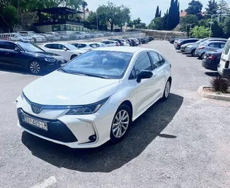Vermietung Toyota Corolla Sedan. Wirtschaft, Komfort Fahrzeug zur Miete in Kroatien ✓ Kaution Einzahlung von 200 EUR ✓ Versicherungsoptionen KFZ-HV, VKV Komplett, Ausland.