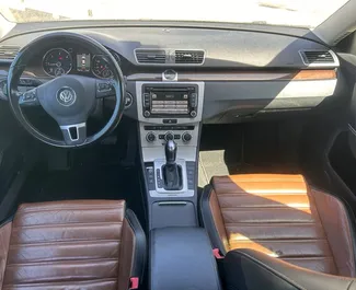 Autovermietung Volkswagen Passat Nr.16215 Automatisch am Flughafen Podgorica, ausgestattet mit einem 2,0L Motor ➤ Von Yan in Montenegro.