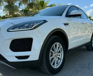 Autovermietung Jaguar E-Pace Nr.16376 Automatisch in Alicante, ausgestattet mit einem 2,0L Motor ➤ Von Jewhenija in Spanien.
