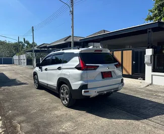 Mietwagen Mitsubishi Xpander Cross 2026 in Thailand, mit Hybride-Kraftstoff und 114 PS ➤ Ab 1100 THB pro Tag.