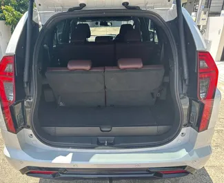 Mitsubishi Pajero Sport 2026 zur Miete verfügbar am Flughafen Phuket, mit Kilometerbegrenzung unbegrenzte.