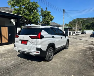 Vermietung Mitsubishi Xpander Cross. Komfort, Crossover, Minivan Fahrzeug zur Miete in Thailand ✓ Kaution Einzahlung von 7000 THB ✓ Versicherungsoptionen KFZ-HV, TKV, VKV Plus, VKV Komplett, Diebstahlschutz, Junge.