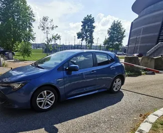 Frontansicht eines Mietwagens Toyota Corolla in Belgrad, Serbien ✓ Auto Nr.16603. ✓ Automatisch TM ✓ 0 Bewertungen.