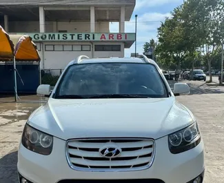 Vermietung Hyundai Santa Fe. Komfort, Crossover Fahrzeug zur Miete in Albanien ✓ Kaution Keine Kaution ✓ Versicherungsoptionen KFZ-HV, TKV, VKV Plus, VKV Komplett.
