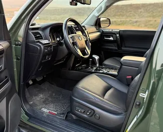 Mieten Sie ein Toyota 4 Runner in Tiflis Georgien