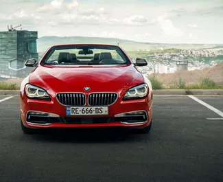 Benzin 2,0L Motor von BMW 6-series Cabrio 2016 zur Miete in Tiflis.