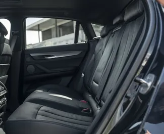 BMW X6 2021 zur Miete verfügbar in Tiflis, mit Kilometerbegrenzung 200 km/Tag.