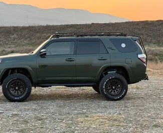 Mietwagen Toyota 4 Runner 2024 in Georgien, mit Benzin-Kraftstoff und 270 PS ➤ Ab 400 GEL pro Tag.