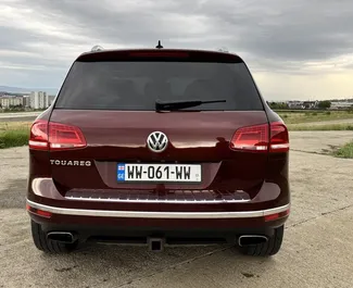 Benzin 3,6L Motor von Volkswagen Touareg 2018 zur Miete in Tiflis.
