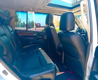 Vermietung Mitsubishi Pajero. Komfort, SUV Fahrzeug zur Miete in Aserbaidschan ✓ Kaution Einzahlung von 200 AZN ✓ Versicherungsoptionen KFZ-HV, TKV, VKV Plus, Diebstahlschutz.