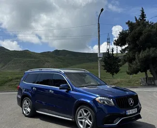 Innenraum von Mercedes-Benz GLS-Class zur Miete in Georgien. Ein großartiges 7-Sitzer Fahrzeug mit Automatisch Getriebe.