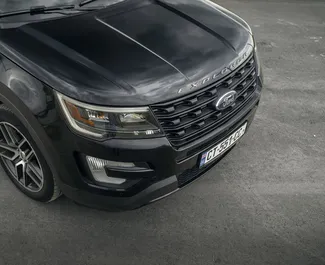 Frontansicht eines Mietwagens Ford Explorer in Tiflis, Georgien ✓ Auto Nr.16559. ✓ Automatisch TM ✓ 0 Bewertungen.