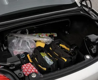 Benzin 3,0L Motor von BMW Z4 2017 zur Miete in Durres.