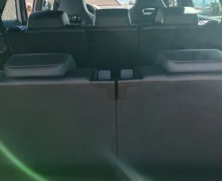 Skoda Kodiaq 2023 mit Antriebssystem Frontantrieb, verfügbar in Budva.