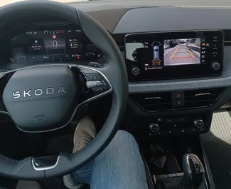 Frontansicht eines Mietwagens Skoda Kamiq in Budva, Montenegro ✓ Auto Nr.16534. ✓ Automatisch TM ✓ 0 Bewertungen.