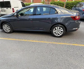 Autovermietung Renault Megane Sedan Nr.16596 Automatisch am Flughafen Antalya, ausgestattet mit einem 1,3L Motor ➤ Von Çağatay in der Türkei.