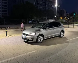 Diesel 1,6L Motor von Volkswagen Golf 7 2016 zur Miete in Tirana.