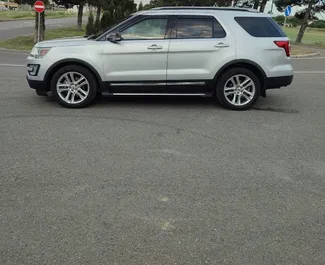 Benzin 3,5L Motor von Ford Explorer 2020 zur Miete in Tiflis.