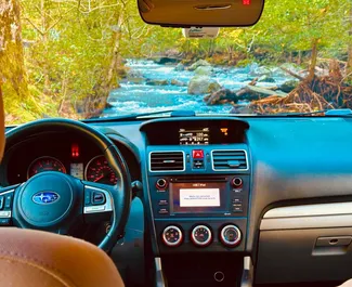 Benzin 2,5L Motor von Subaru Forester 2017 zur Miete in Tiflis.